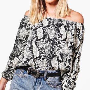 Snake skin print top